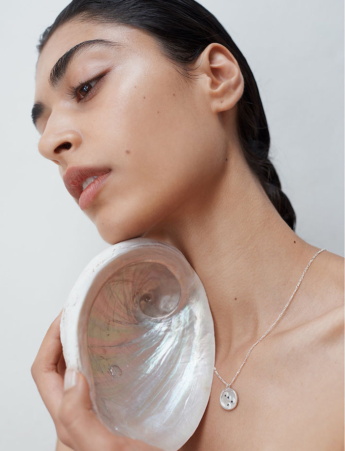 Isabella Schimid – HOLLY RYAN