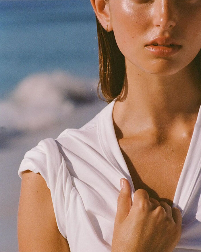 Isabella Schimid – VENROY SOFT/CORE CAMPAIGN