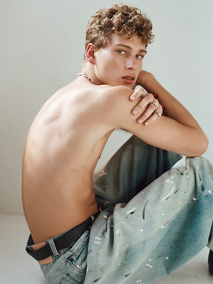 TAMMI MAYHEW – GQ/ THE BEST OF THE SEASON